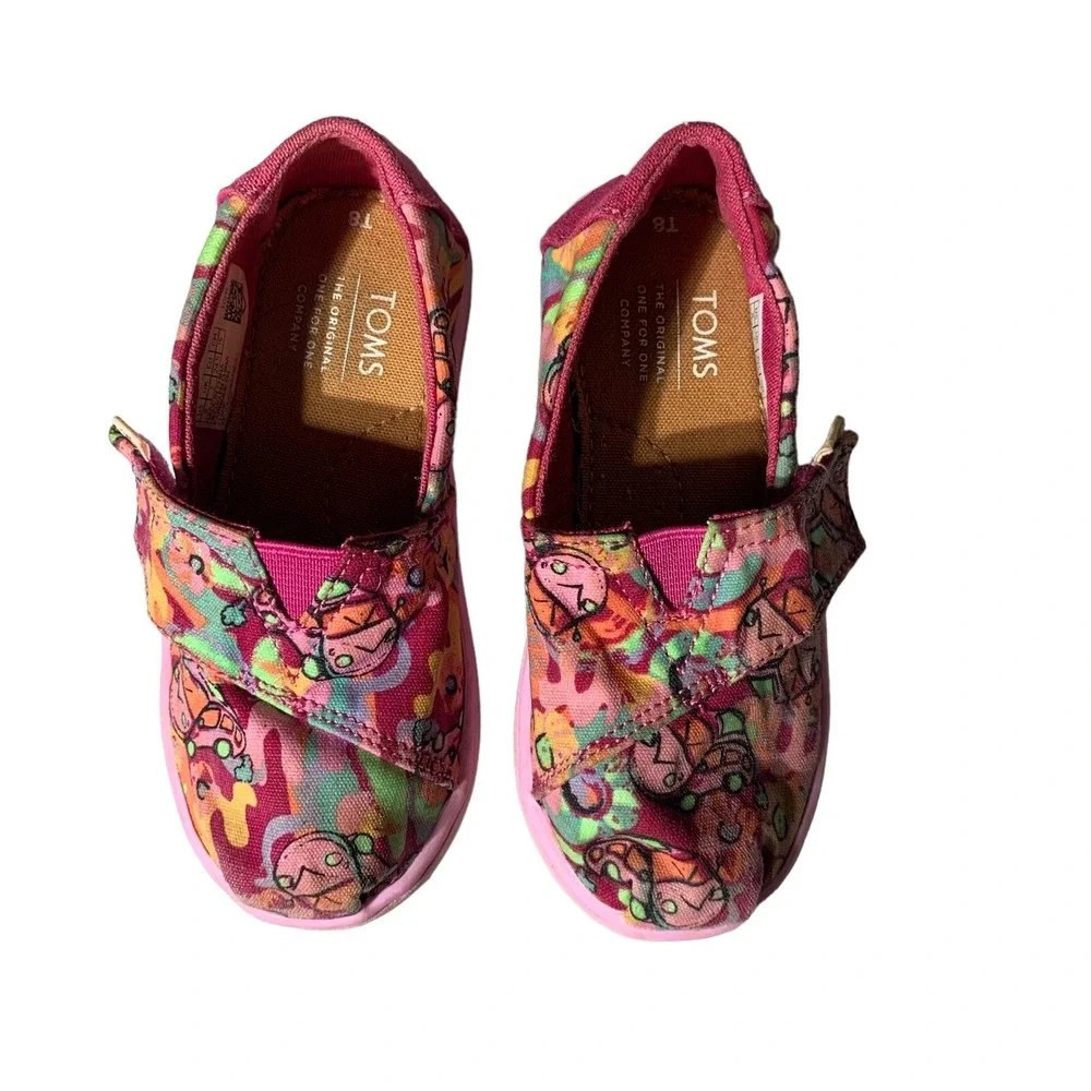 Toms toddler slip on colorful car print 8T slippers